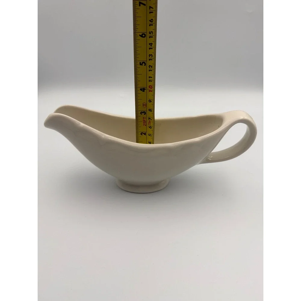 Vintage HLC USA Homer Laughlin Ivory Ceramic Gravy Boat Scalloped Rim Pedestal